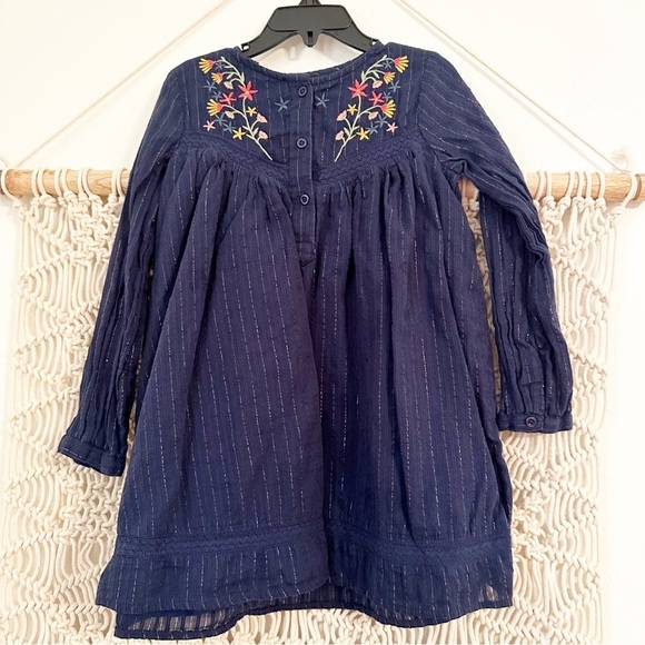 Peek Embroidered Dress 4/5 - Picture 1 of 4